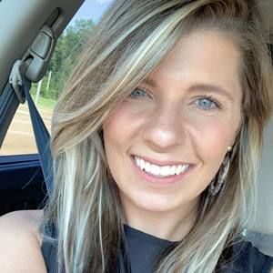 Meet your Posher, Linzy